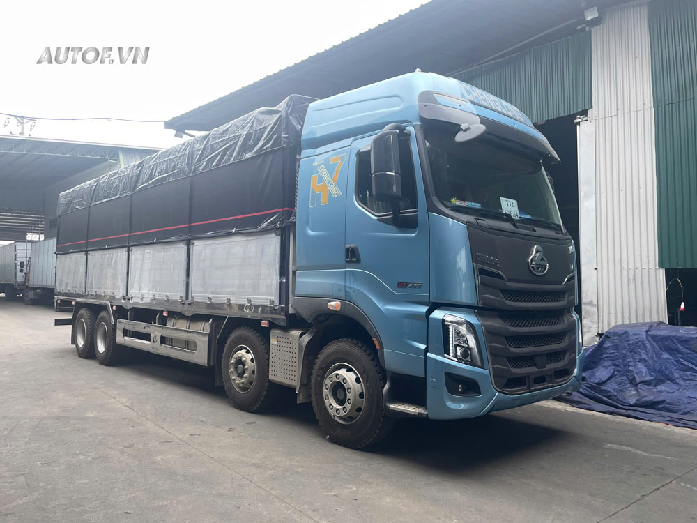 Tải 4 chân Chenglong h7 360Hp thùng bửng nhôm